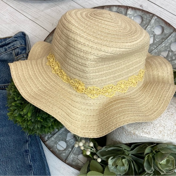 Haute Hippie Hat - Picture 4 of 4